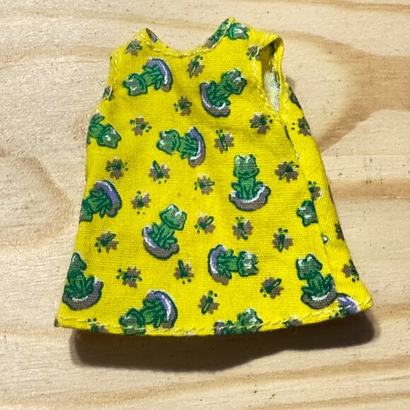 Vintage Barbie Kelly Yellow Frog Print Dress - Picture 5 of 7